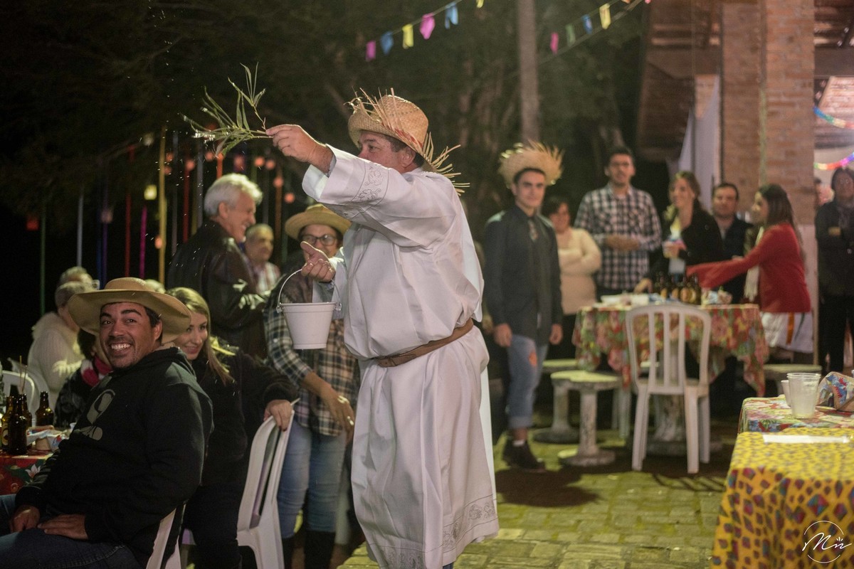 arraia-da-gisa-aniversario-festa-junina-guaratingueta-sp