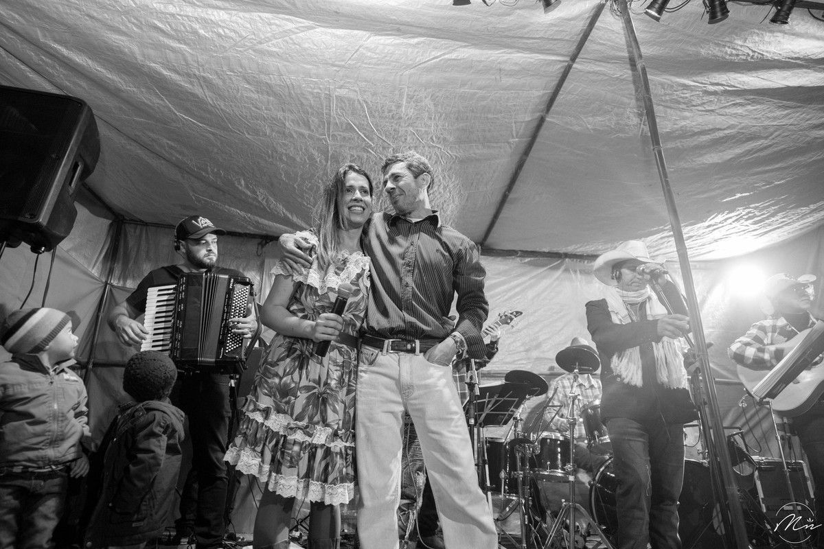 arraia-da-gisa-aniversario-festa-junina-guaratingueta-sp