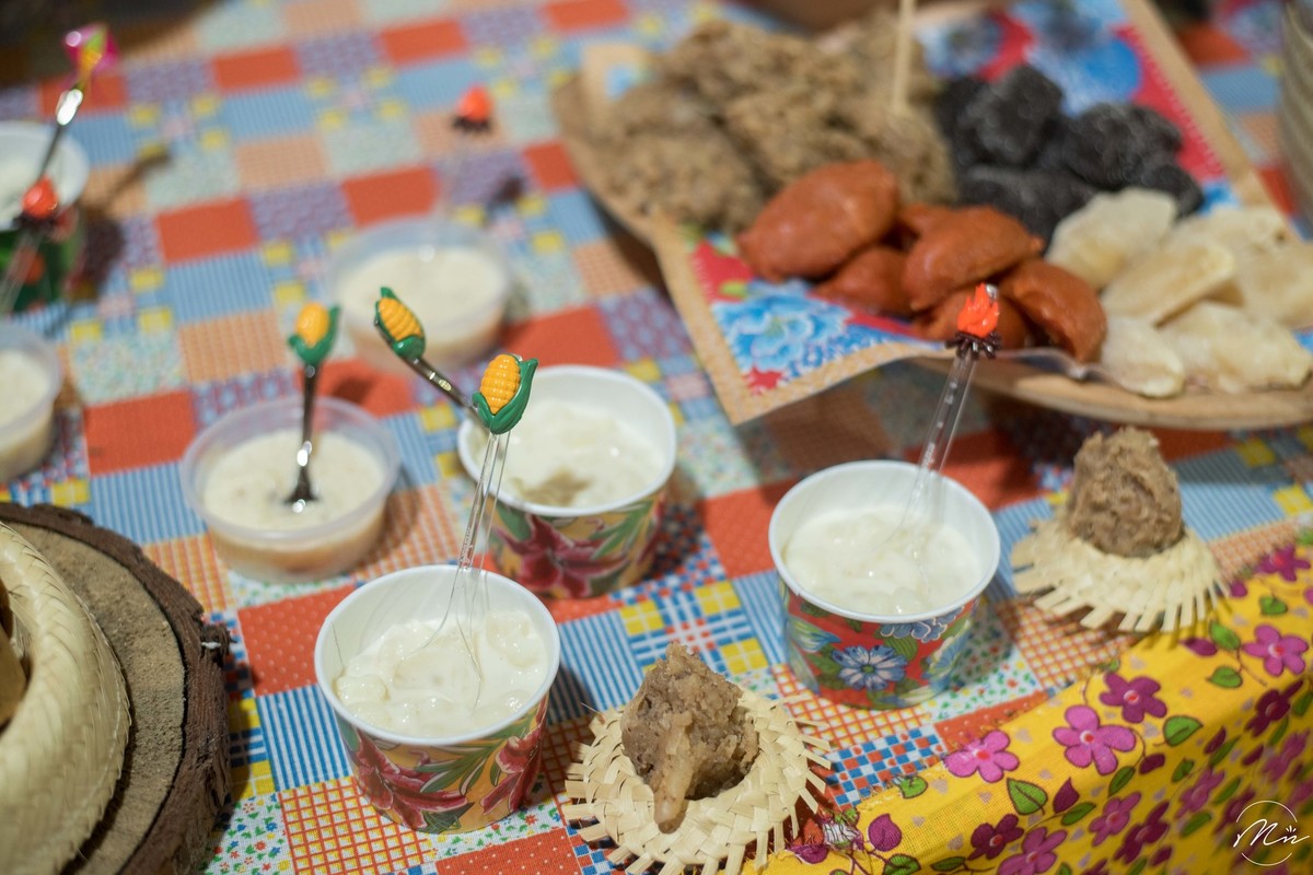 arraia-da-gisa-aniversario-festa-junina-guaratingueta-sp