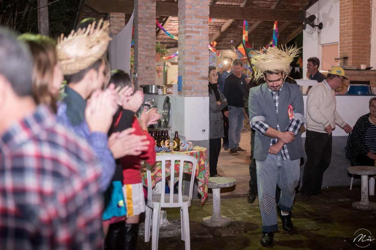 arraia-da-gisa-aniversario-festa-junina-guaratingueta-sp