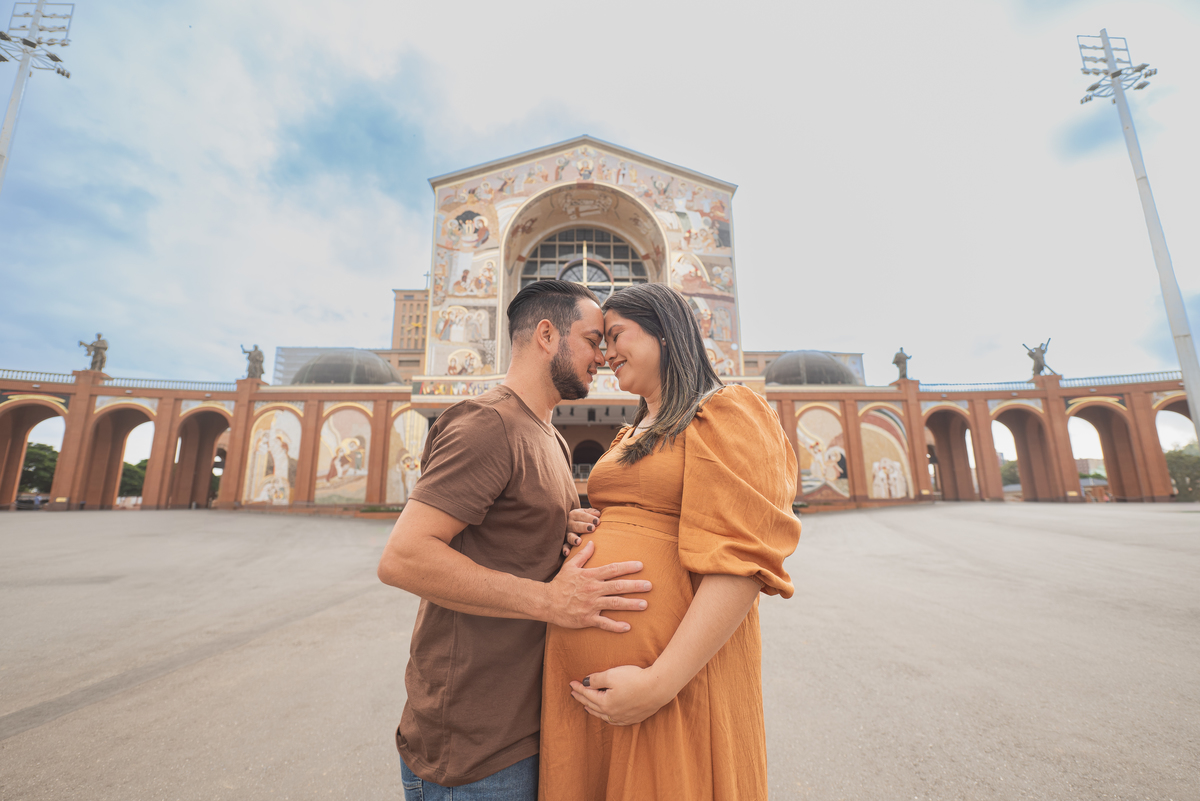 ensaio gestante no santuario nacional basilica de nossa senhora aparecida em aparecida do norte