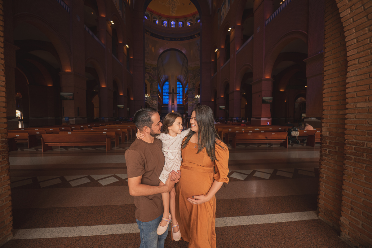 ensaio gestante no santuario nacional basilica de nossa senhora aparecida em aparecida do norte