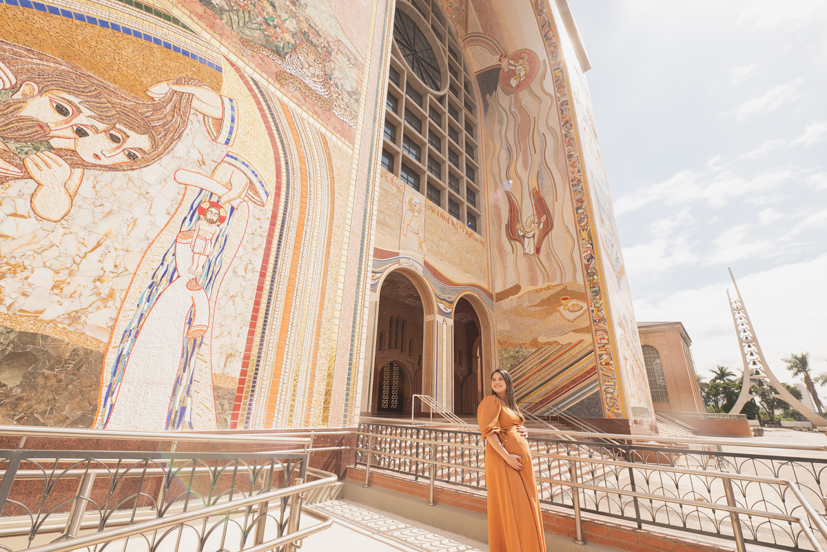 ensaio gestante no santuario nacional basilica de nossa senhora aparecida em aparecida do norte