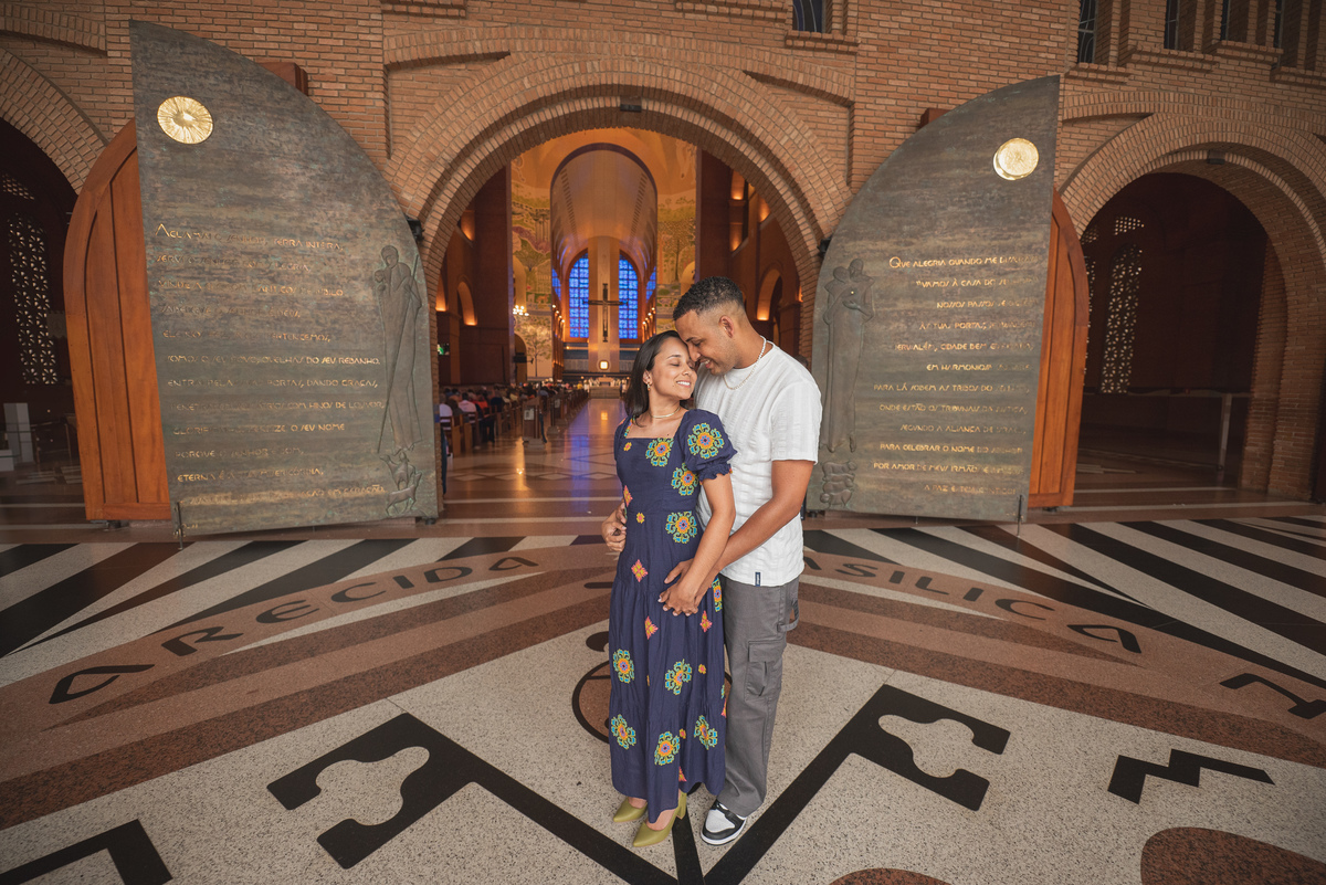 pedido-de-casamento-no-santuario-nacional-basilica-de-nossa-senhora-aparecida-em-aparecida-do-norte