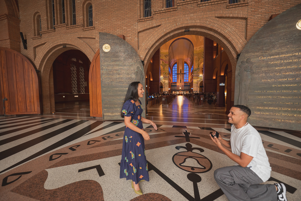 pedido-de-casamento-no-santuario-nacional-basilica-de-nossa-senhora-aparecida-em-aparecida-do-norte