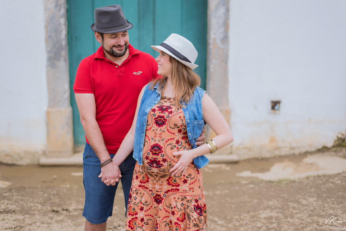 ensaio-gestante-em-paraty-parati-rj-no-centro-hisorico-e-na-praia-de-trindade-e-na-pousada-porto-imperial