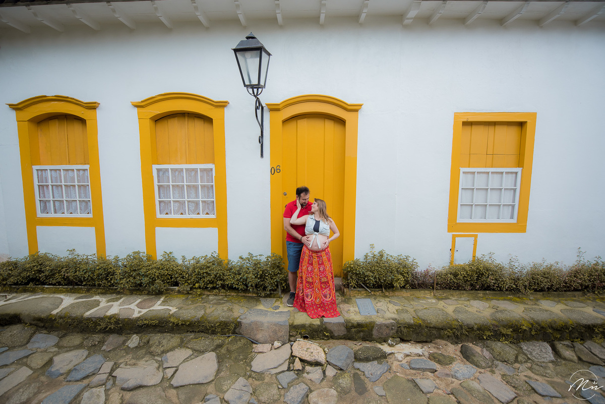 ensaio-gestante-em-paraty-parati-rj-no-centro-hisorico-e-na-praia-de-trindade-e-na-pousada-porto-imperial