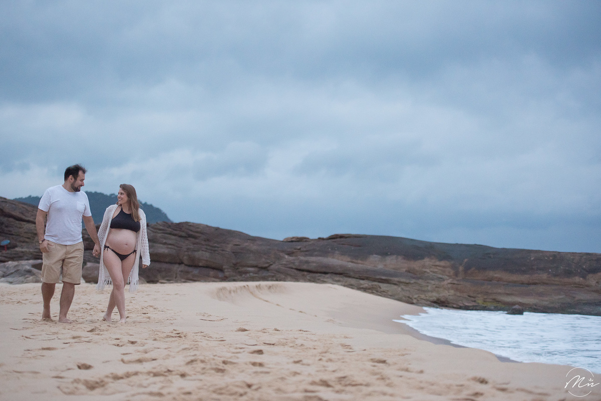 ensaio-gestante-em-paraty-parati-rj-no-centro-hisorico-e-na-praia-de-trindade-e-na-pousada-porto-imperial