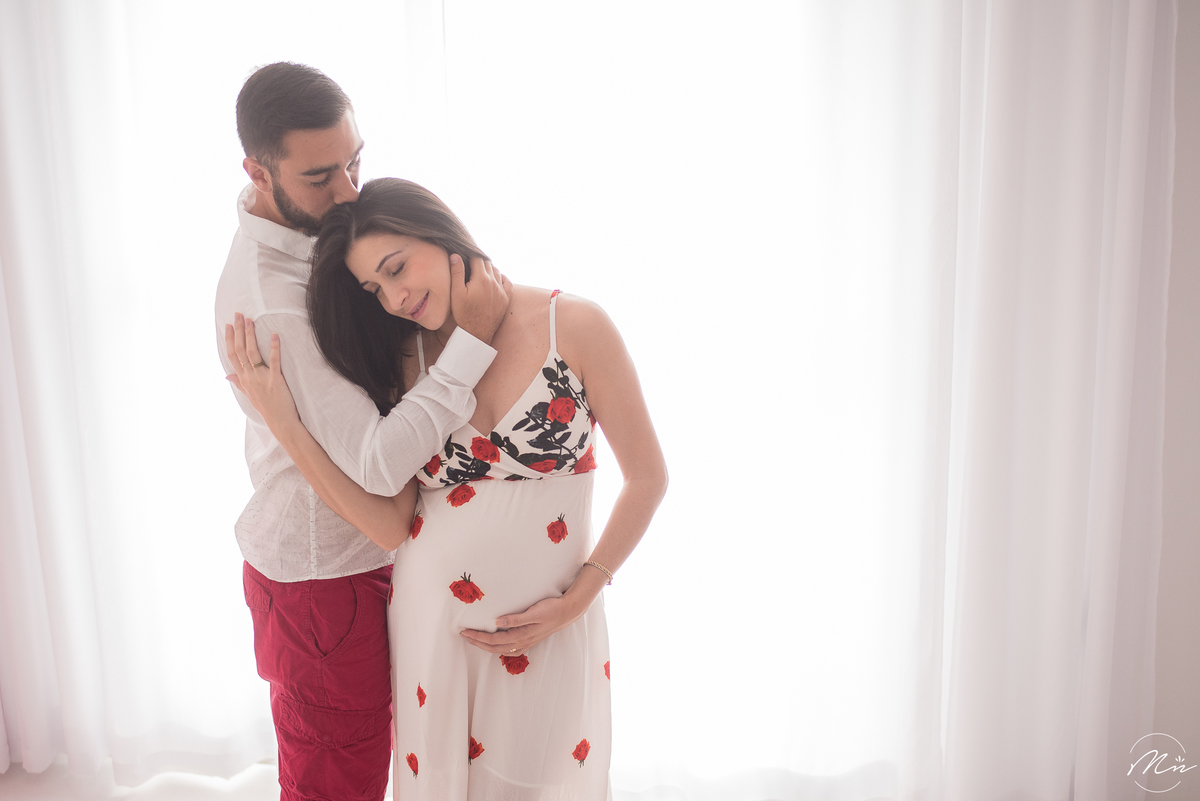 ensaio-gestante-em-estudio-life-style-marcela-nunes-fotografia-aparecida-sp