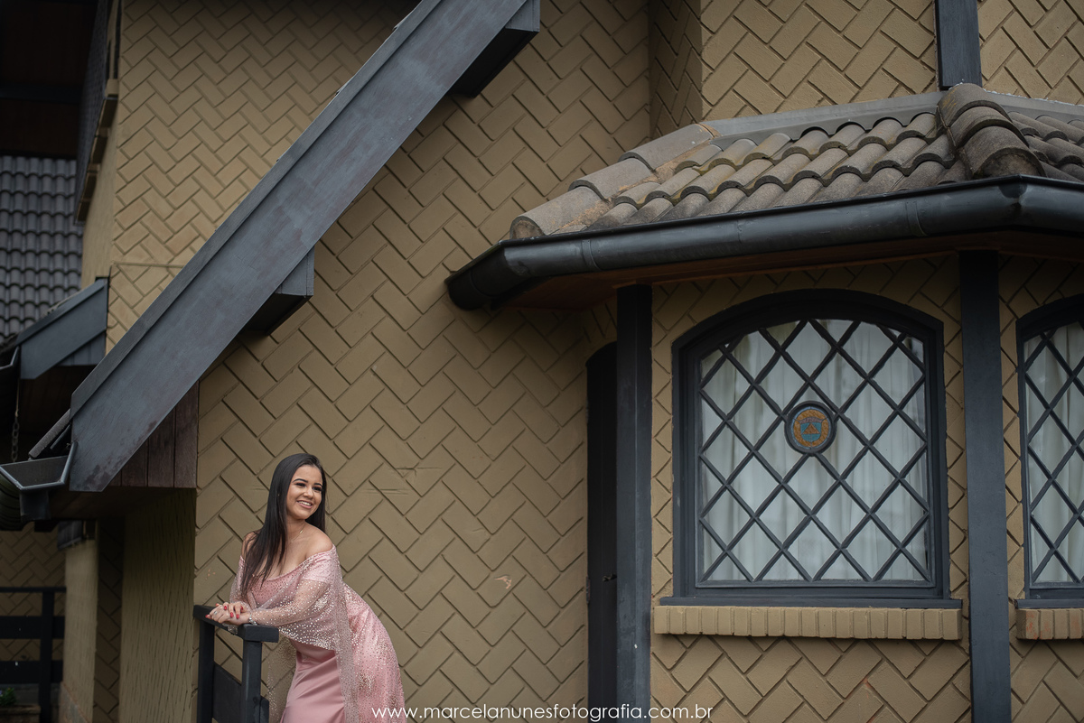 ensaio-15-anos-no-castelo-nacional-inn-em-campos-do-jordao-sp
