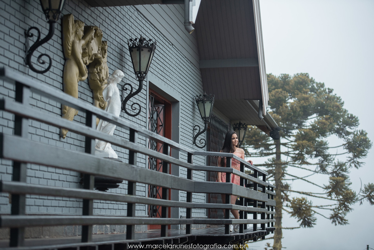 ensaio-15-anos-no-castelo-nacional-inn-em-campos-do-jordao-sp