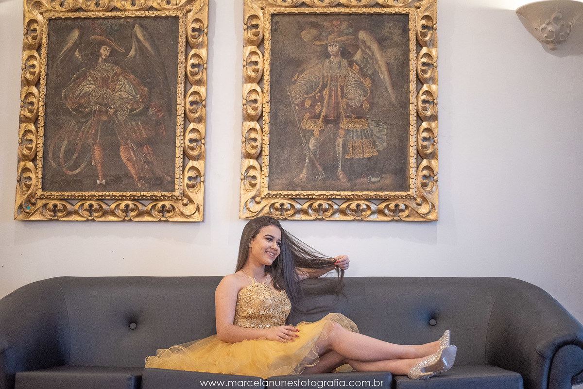 ensaio-15-anos-no-castelo-nacional-inn-em-campos-do-jordao-sp