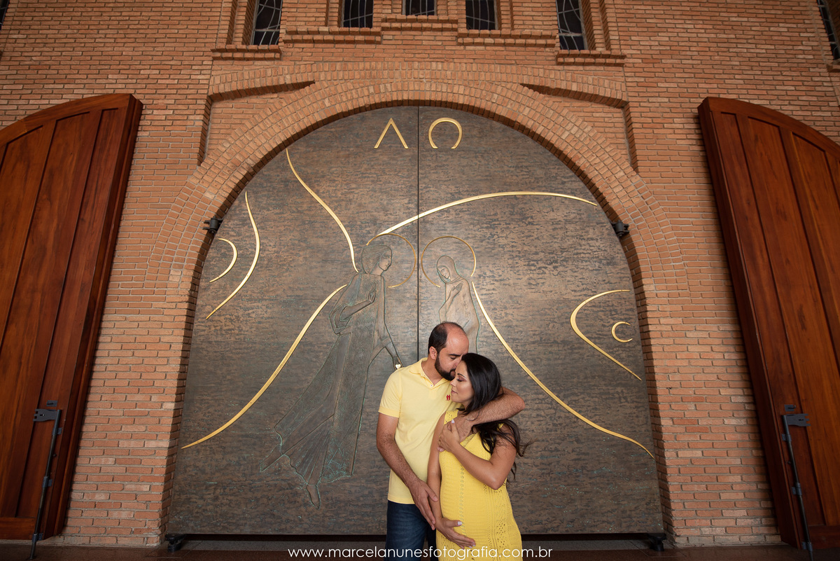 ensaio-gestante-no-santuario-nascional-basilica-de-nossa-senhora-aparecida-sp