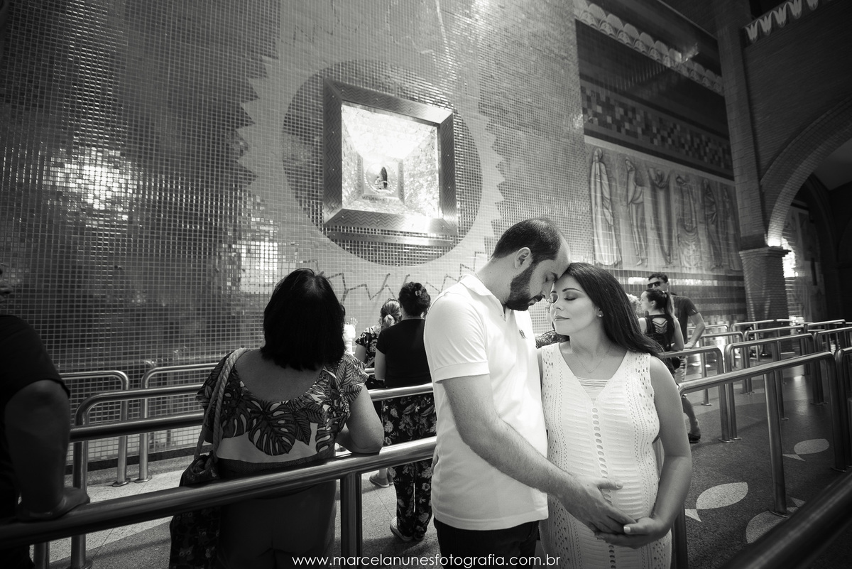 ensaio-gestante-no-santuario-nascional-basilica-de-nossa-senhora-aparecida-sp