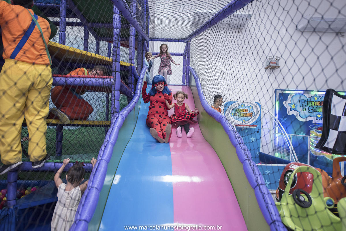 aniversario-infantil-na-fabrica-dos-sonhos-em-guaratingueta-sp