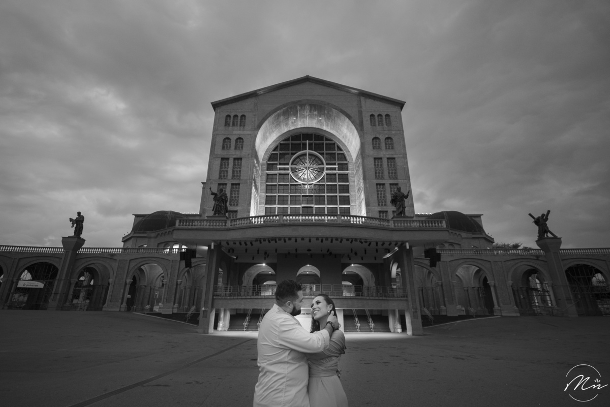 ensaio-casal-no-santuario-nacional-de-aparecida-basilica-de-nossa-senhora-aparecida-sp