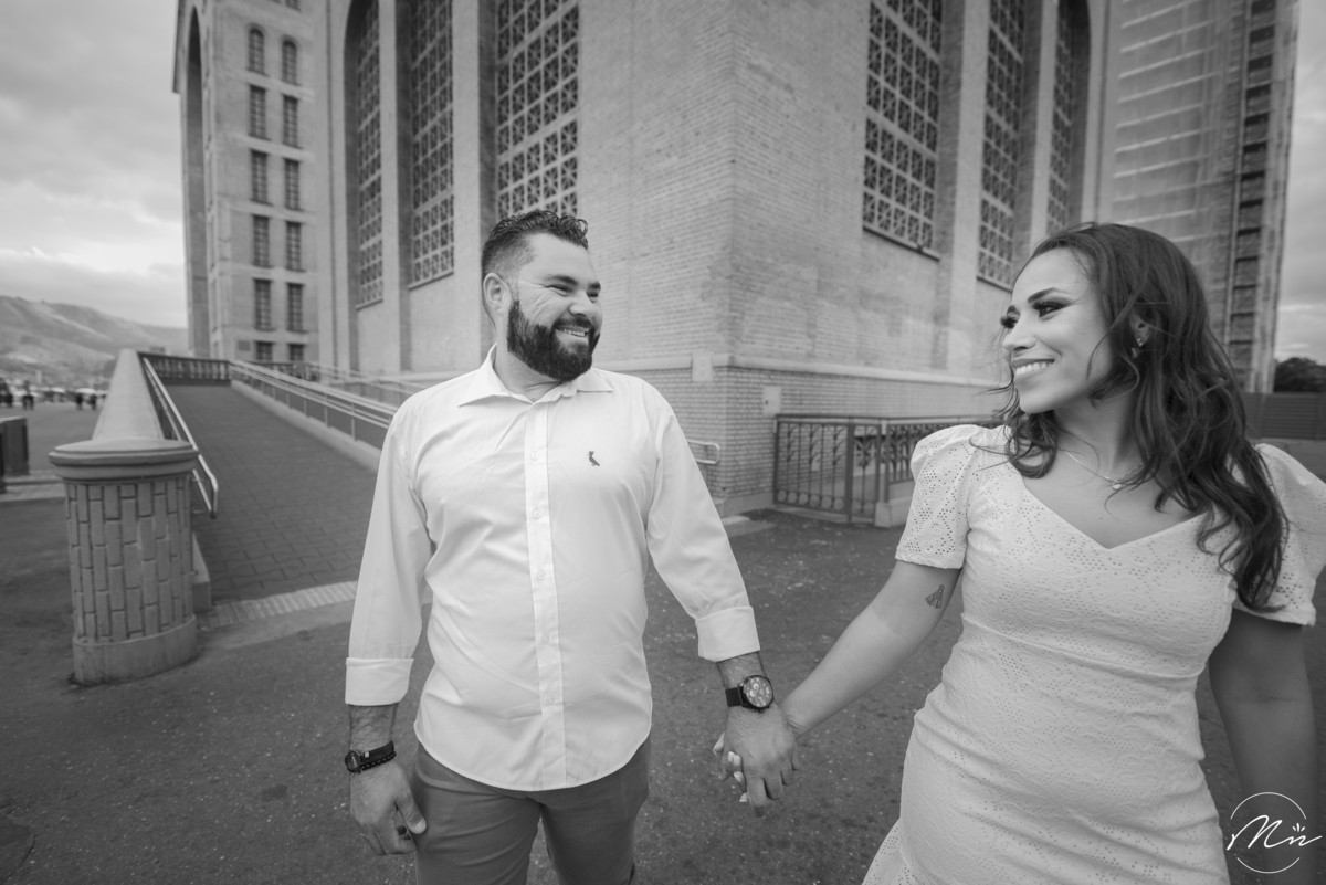 ensaio-casal-no-santuario-nacional-de-aparecida-basilica-de-nossa-senhora-aparecida-sp