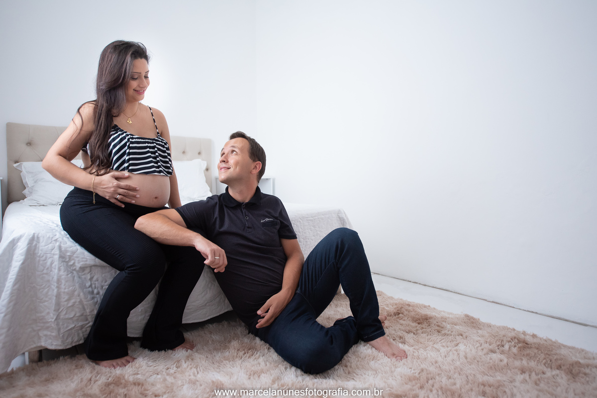 ensaio-gestante-em-estudio-lifestyle