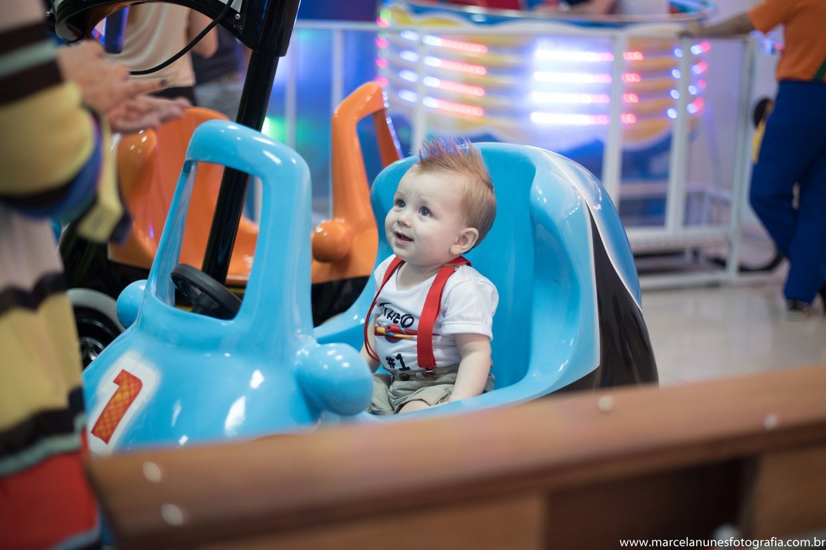 aniversario-infantil-aviador-1-ano-em-guaratingueta-sp-fabrica-dos-sonhos