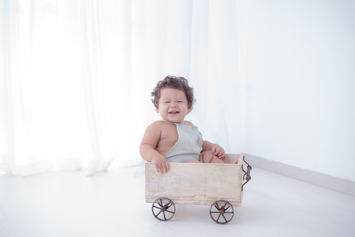 ensaio-infantil-smash-the-cake-atemporal-minimalista