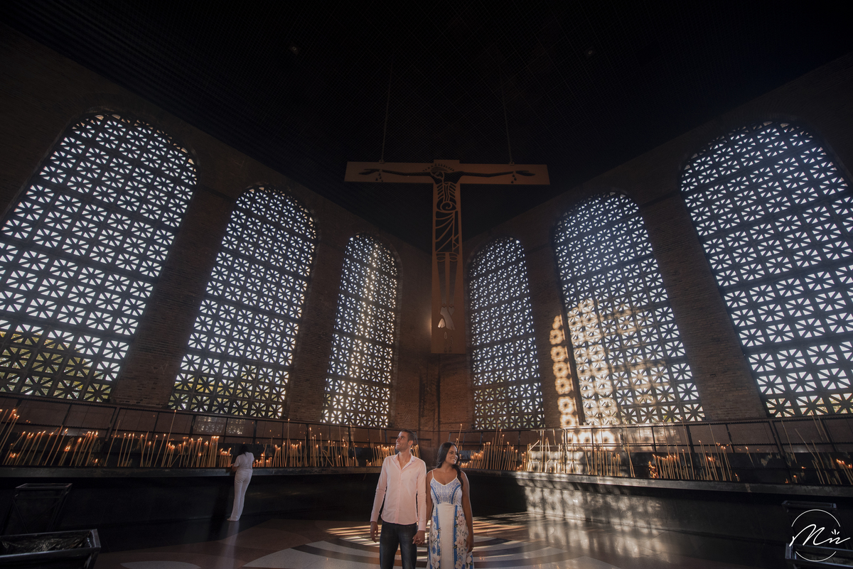ensaio-casal-no-santuario-nacional-baslica-de-nossa-senhora-aparecida-sp