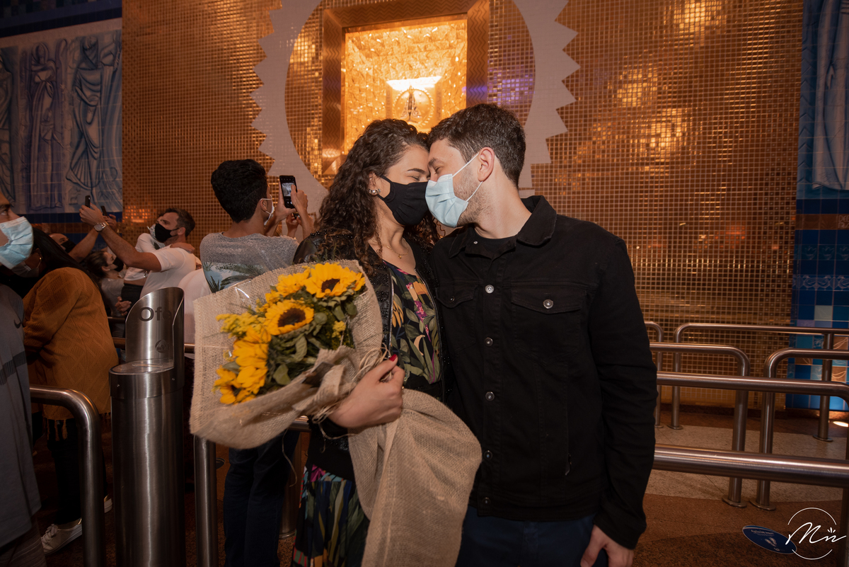pedido-de-casamento-surpresa-no-santuario-nacional-basilica-de-nossa-senhora-aparecida-sp