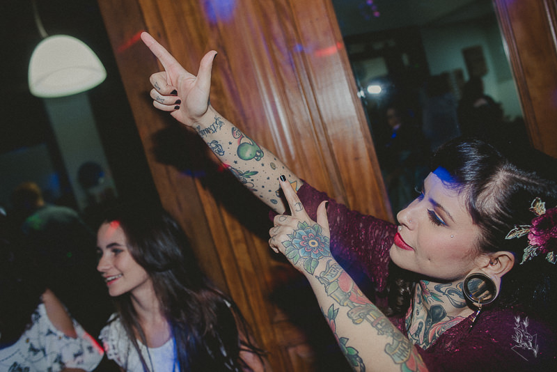 fotografo de casamento, casamento a dois, casamento de dia, cerimonia ao ar livre em belo horizonte, minas gerais, casal, noiva, wedding, fotografo de casamento brasil, fotografo de casamento. tatuagem, casamento alternativo, love, school, tattoo, maquiag