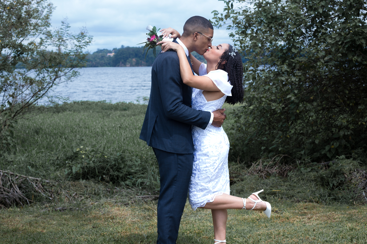 Ensaio de casal ensaio de casamento de civil fotografia de casal civil casamento de civil casal black ensaio em são Paulo Wedding de civil casal evangélico ensaio de casal dutra Vestido de noiva civil
terno de casamento de civil
Casal jovem
