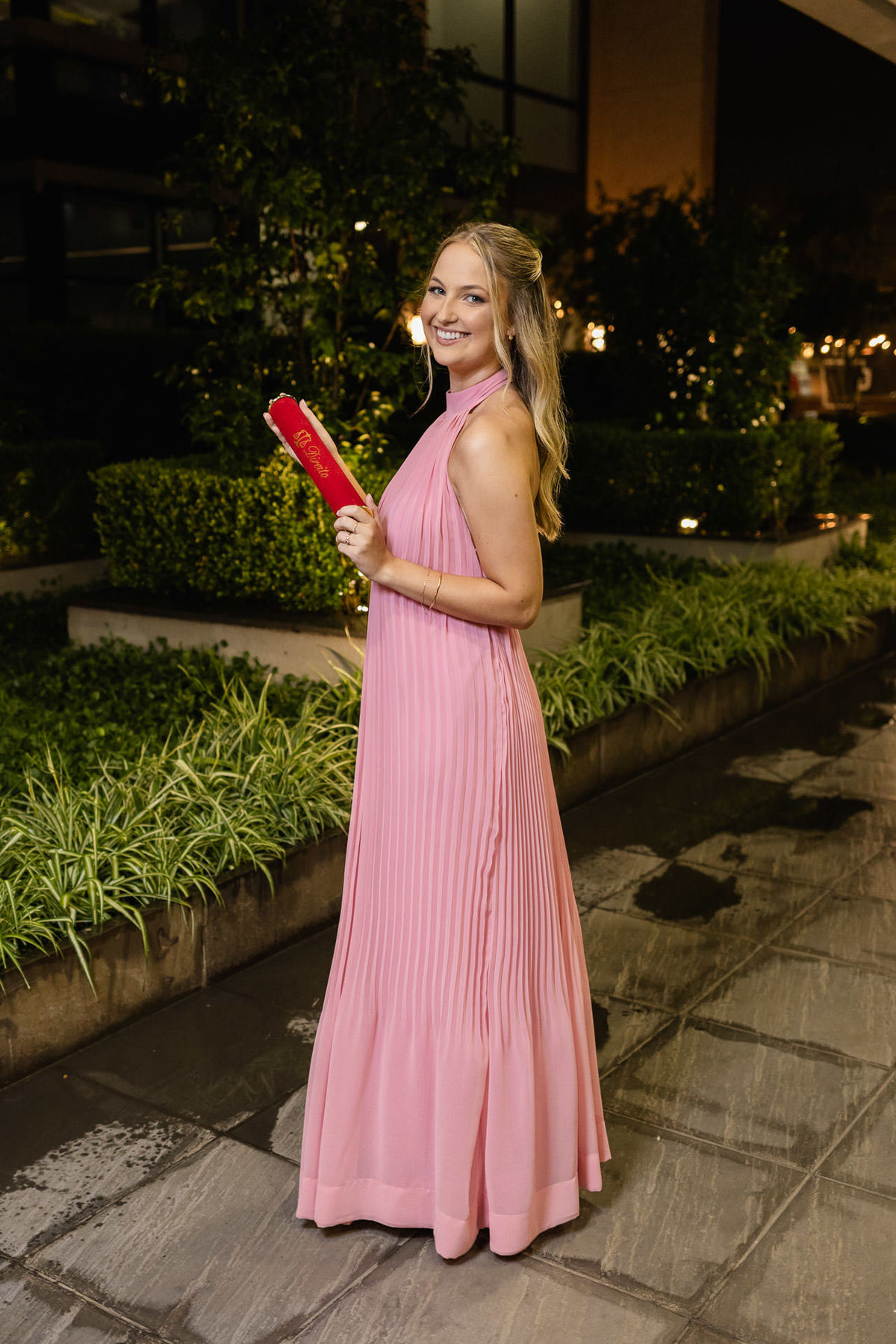 Retratos da formanda Samara em Direito pela FMP.