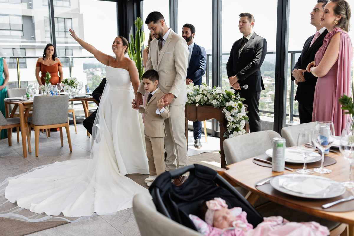 Cerimônia intimista no Pê05