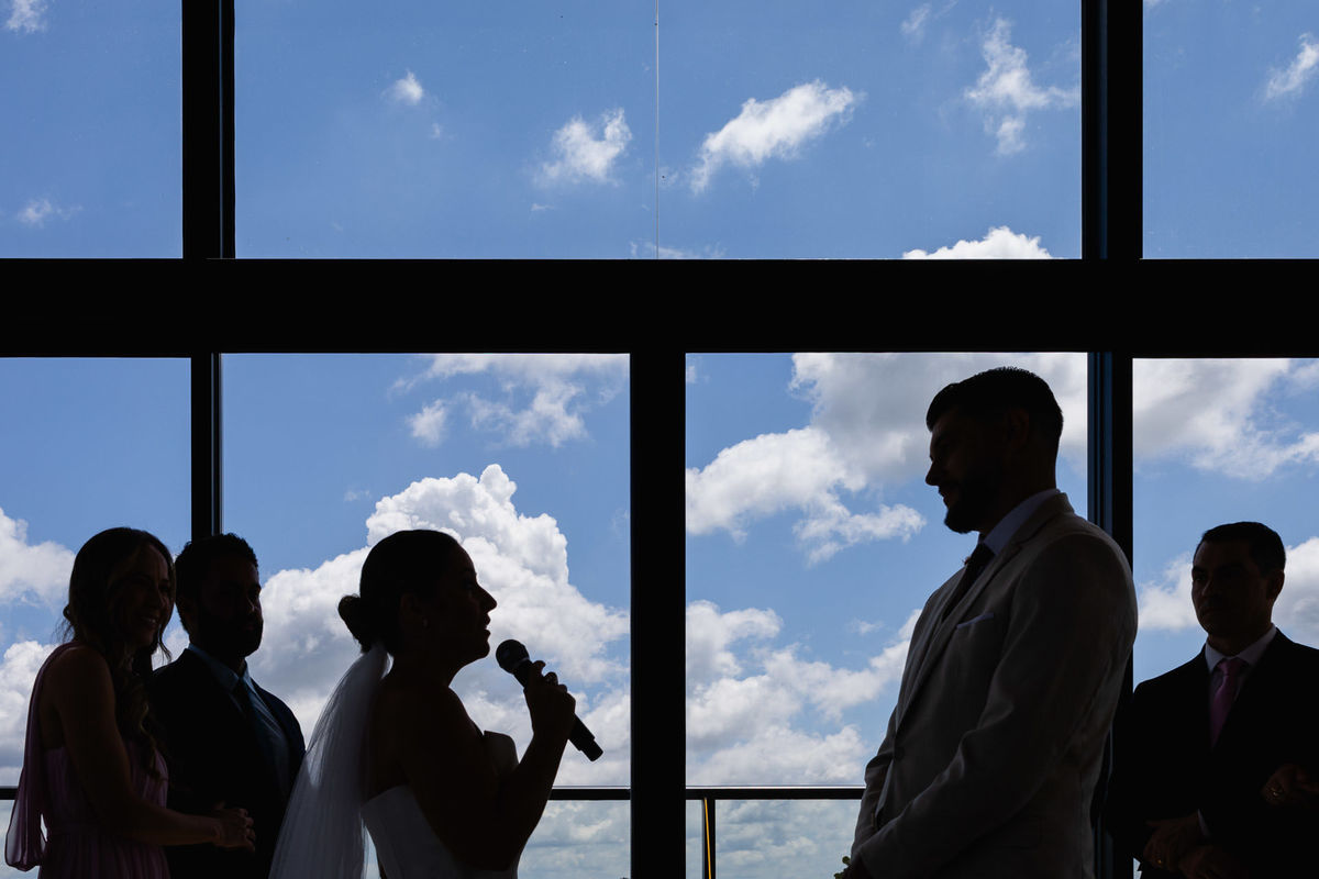 Cerimônia intimista no Pê05