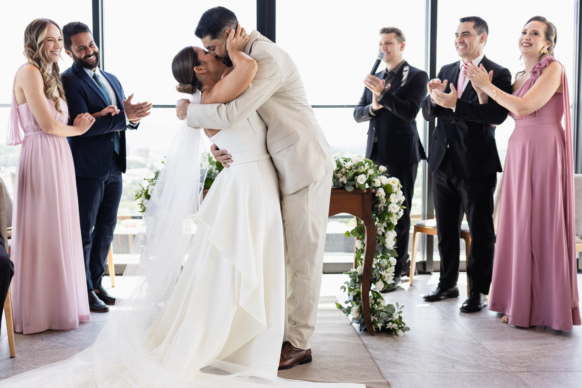 Cerimônia intimista no Pê05