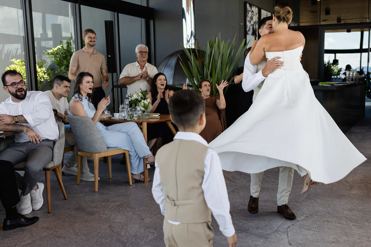 Festa intimista no Pê05