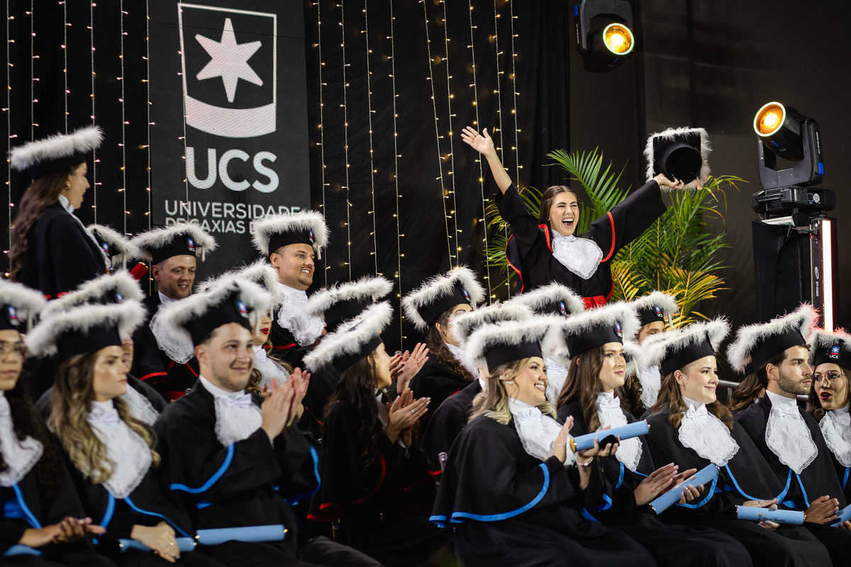 Formatura em Direito - UCS Bento Gonçalves