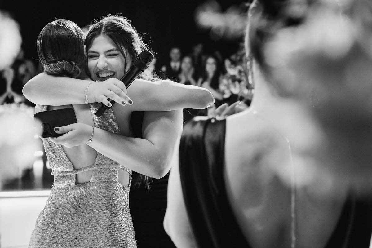 Celebração memorável da formatura de Pietra Aquino em Medicina, no Clube Comercial