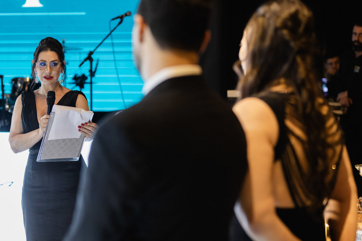 Celebração memorável da formatura de Pietra Aquino em Medicina, no Clube Comercial