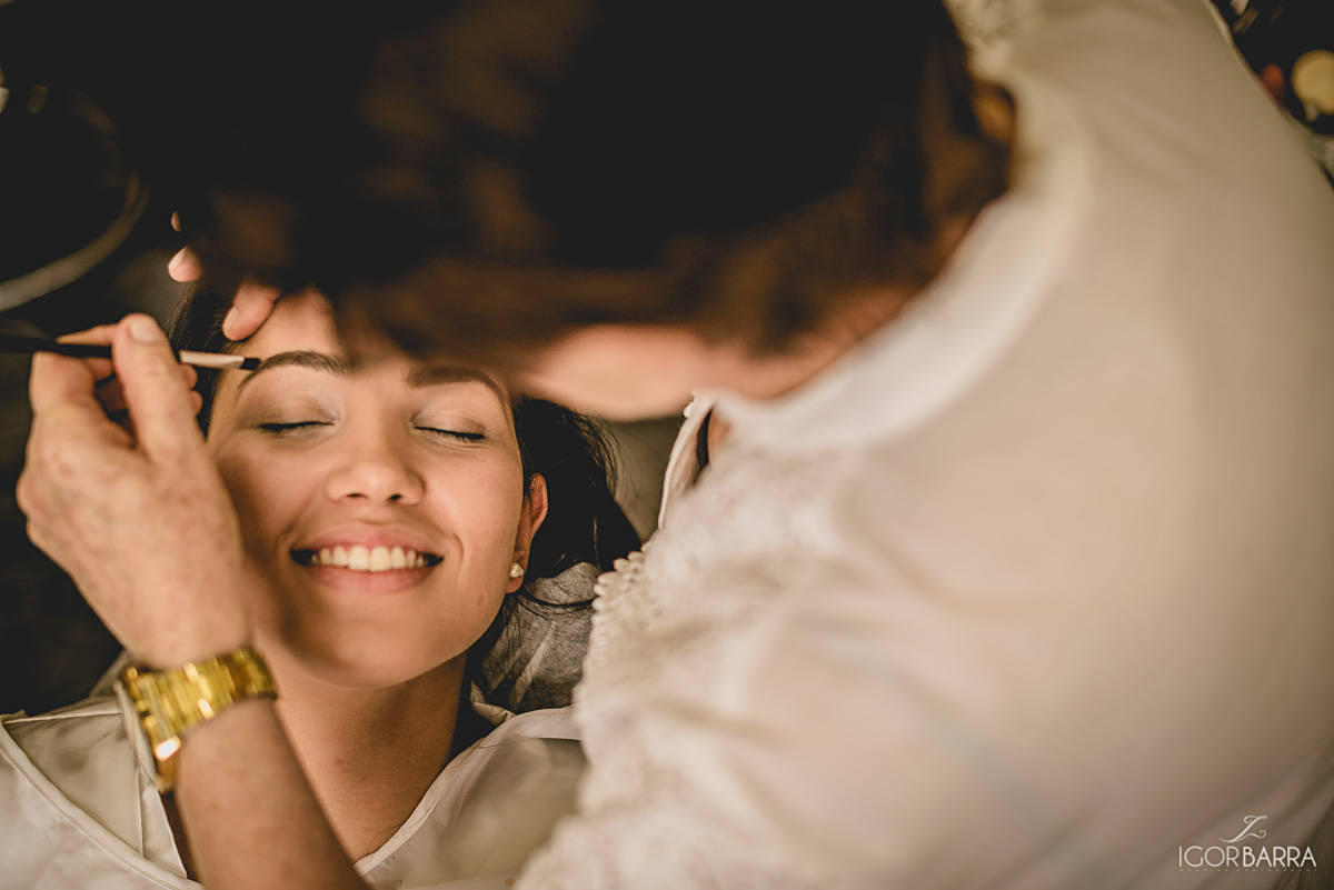 Noiva, dia da noiva, vestido Lena Ateliê, making-off noiva, salão, Marília Gomes, Lou Franco fotografo, vestido, juiz de fora, mg