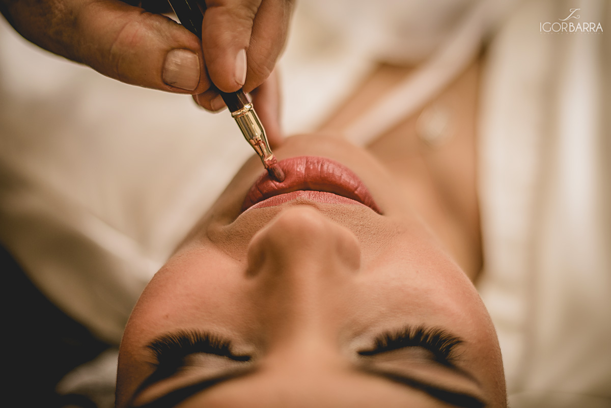 Noiva, dia da noiva, vestido Lena Ateliê, making-off noiva, salão, Marília Gomes, Lou Franco fotografo, vestido, juiz de fora, mg