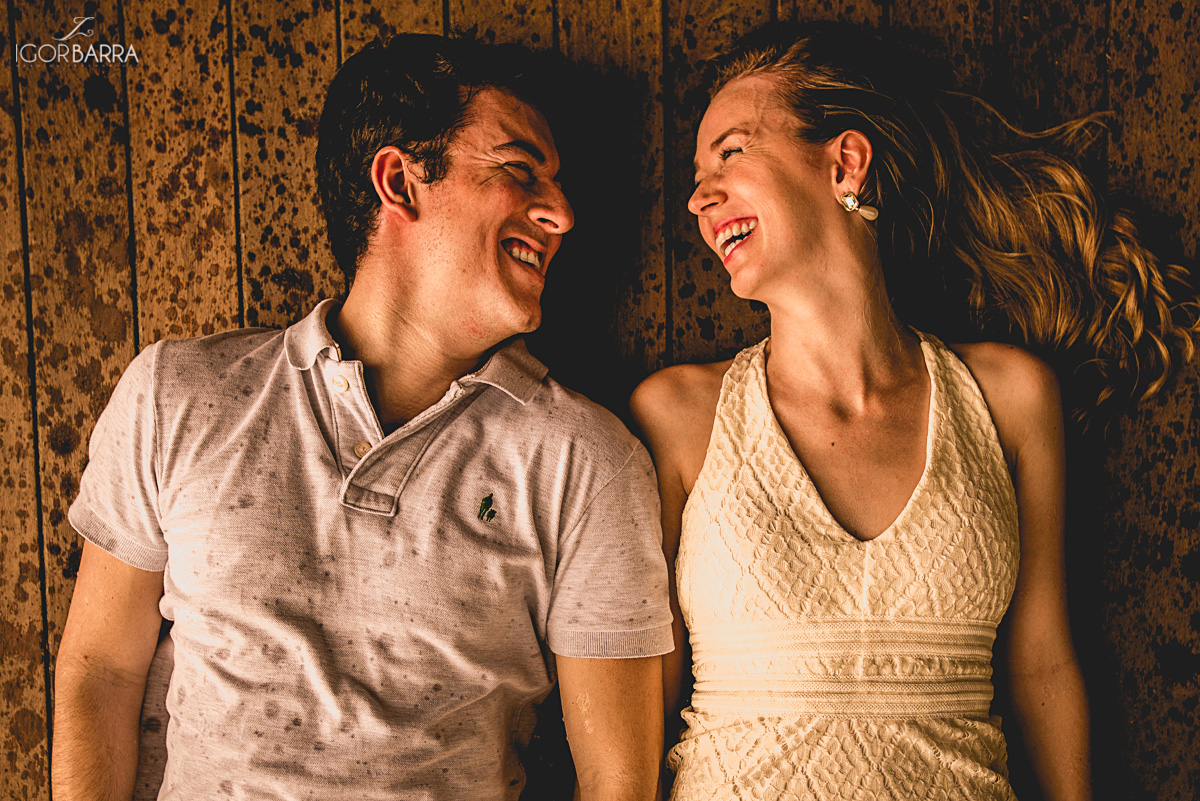 noivos felizes, fotografo em jf, jardim botanico, rio de janeiro, RJ, fotografia jf, Noiva, Casal, sessão de fotos, pré-casamento, e-session