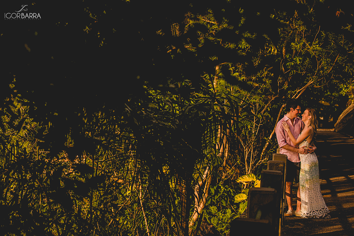 noivos felizes, fotografo em jf, jardim botanico, rio de janeiro, RJ, fotografia jf, Noiva, Casal, sessão de fotos, pré-casamento, e-session