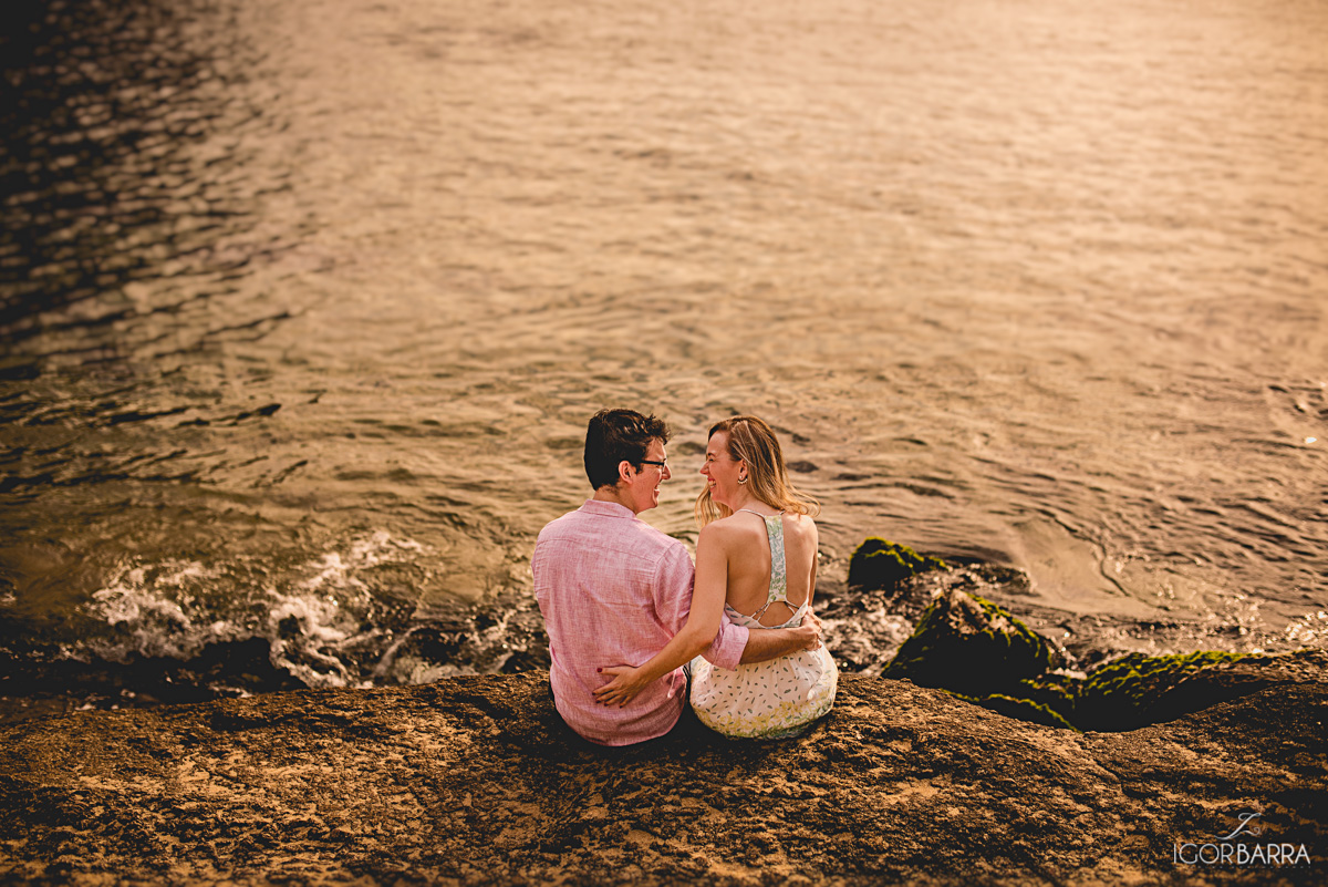 noivos felizes, fotografo em jf, jardim botanico, rio de janeiro, RJ, fotografia jf, Noiva, Casal, sessão de fotos, pré-casamento, e-session