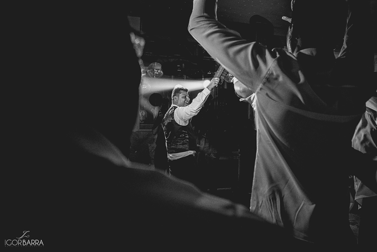 Fotografo Juiz de Fora, Fotografo de casamento Juiz de Fora, Foto Noivos, Clube Sírio Libanês, Igreja  Nossa Senhora da Conceição, Benfica, vestido Brilho das noivas, juiz de fora, mg