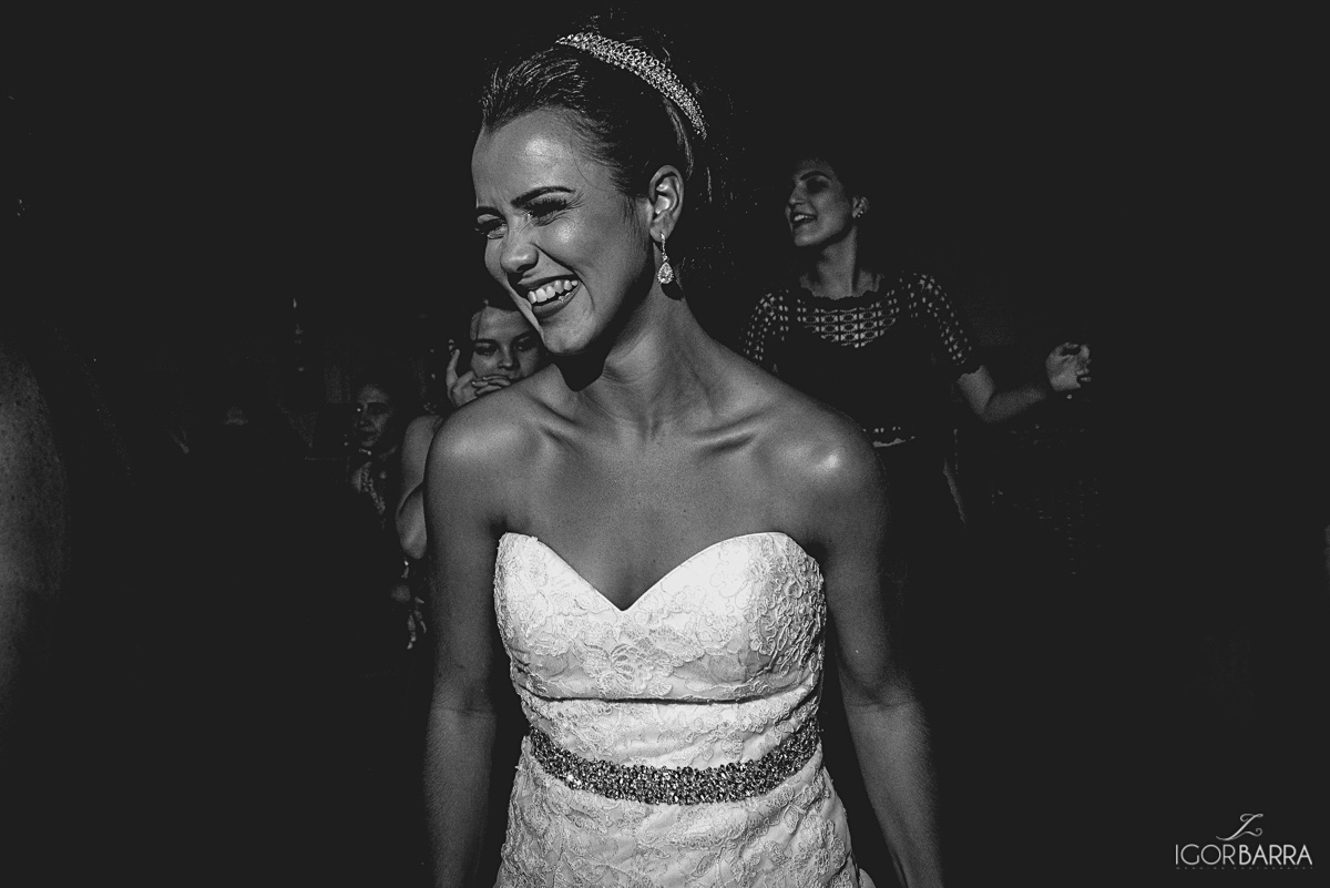 Fotografo Juiz de Fora, Fotografo de casamento Juiz de Fora, Foto Noivos, Clube Sírio Libanês, Igreja  Nossa Senhora da Conceição, Benfica, vestido Brilho das noivas, juiz de fora, mg