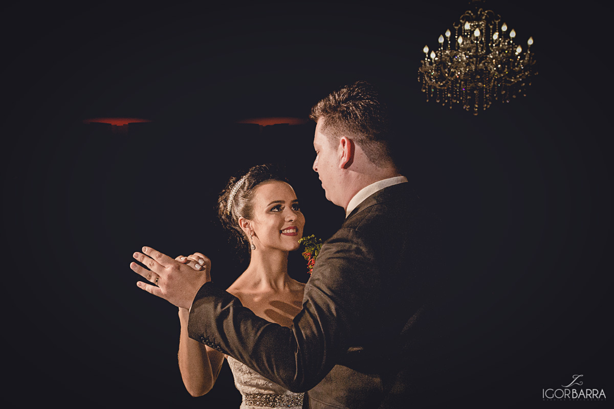 Fotografo Juiz de Fora, Fotografo de casamento Juiz de Fora, Foto Noivos, Clube Sírio Libanês, Igreja  Nossa Senhora da Conceição, Benfica, vestido Brilho das noivas, juiz de fora, mg