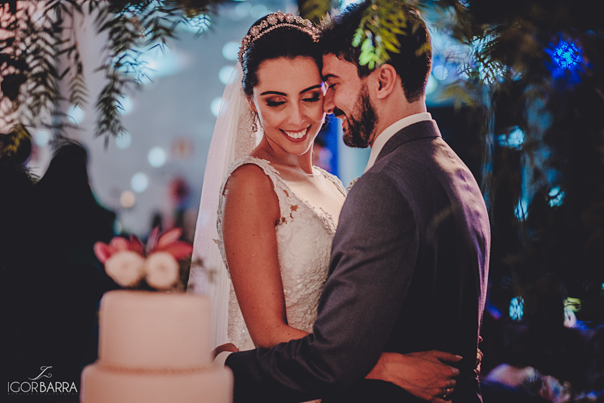 Noiva e noivo, recepção, festa, baile, wedding, casamento, juiz de fora, fotografo, igor barra