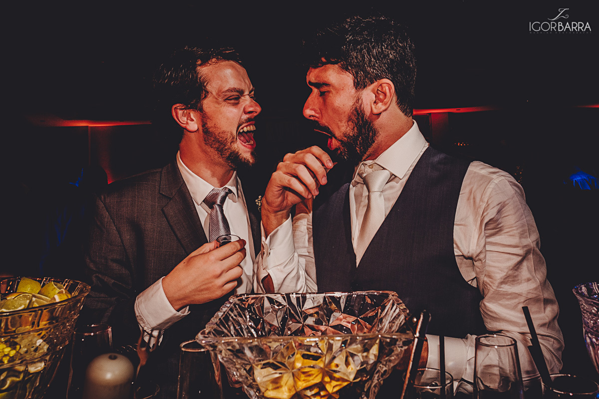 Noiva e noivo, recepção, festa, baile, wedding, casamento, juiz de fora, fotografo, igor barra