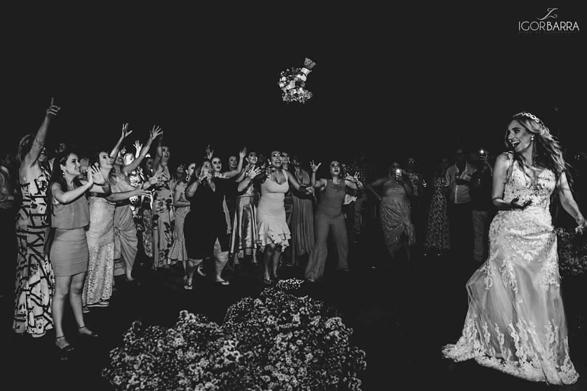 Hora do Bouquet, Festa, Baile, pista de dança, Noiva, Noivo, festa de casamento, casamento de dia, Chateau Bouganville, Juiz de Fora, Matias Barbosa, igor barra