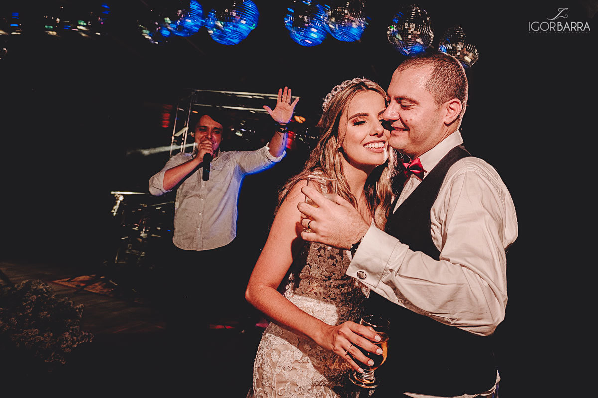 Festa, Baile, pista de dança, Noiva, Noivo, festa de casamento, casamento de dia, Chateau Bouganville, Juiz de Fora, Matias Barbosa, igor barra