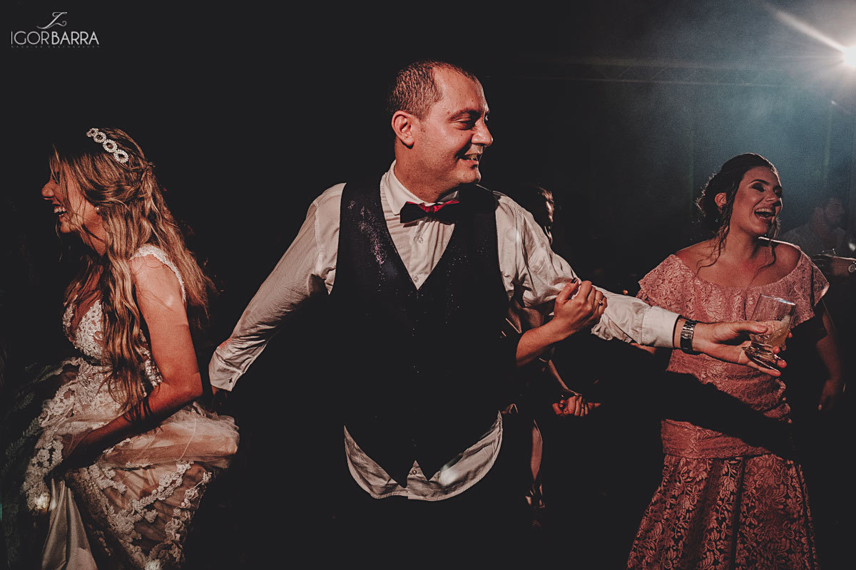 Festa, Baile, pista de dança, Noiva, Noivo, festa de casamento, casamento de dia, Chateau Bouganville, Juiz de Fora, Matias Barbosa, igor barra