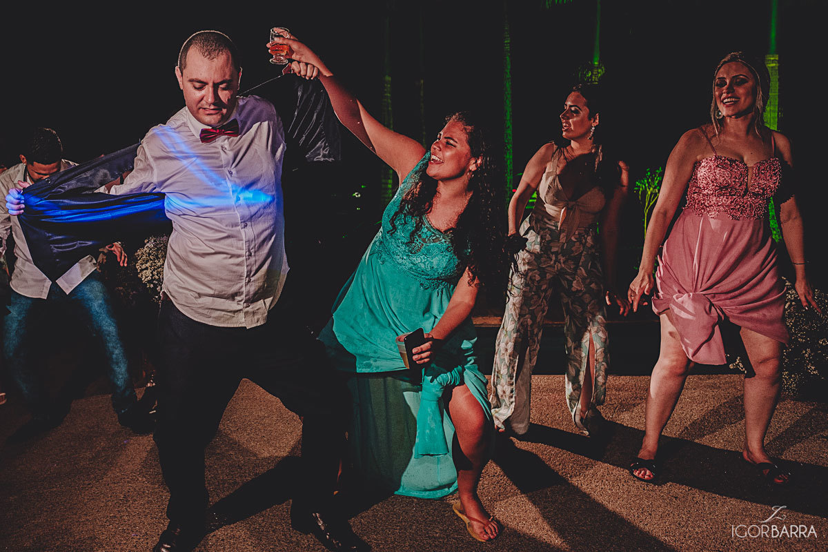Festa, Baile, pista de dança, Noiva, Noivo, festa de casamento, casamento de dia, Chateau Bouganville, Juiz de Fora, Matias Barbosa, igor barra